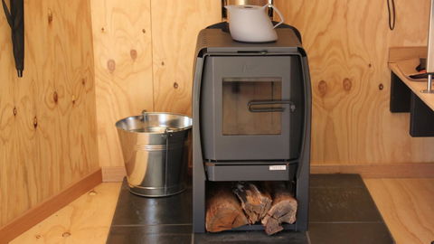 BAY OF FIRES ECO HUT Off Grid Experience At Binalong Bay - Accommodation Search 16