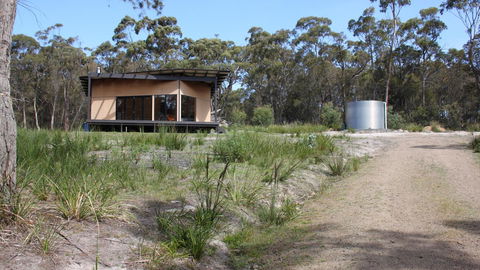 BAY OF FIRES ECO HUT Off Grid Experience At Binalong Bay - Accommodation Search 20