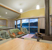 Arthur Riverfront and Sea Lodge downstream - Accommodation Search
