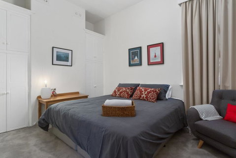 WEST NEST | Classic 3BR Hobart Terrace BEST Location, View, Close To City - Accommodation Search 11