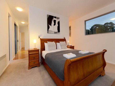 Cloudy Bay Lagoon Estate - Accommodation Search 12
