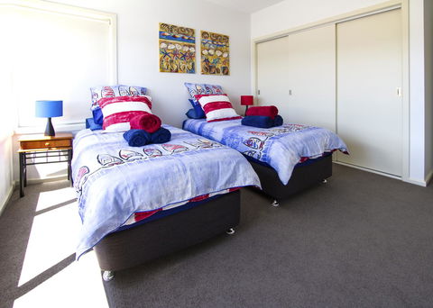 Bellerive Marina View Apartments No 28 - Accommodation Search 13