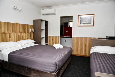 Hobart Tower Motel - Accommodation Search 9