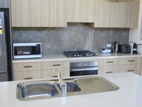 The Town House At The Ice Creamery - Accommodation Search 8