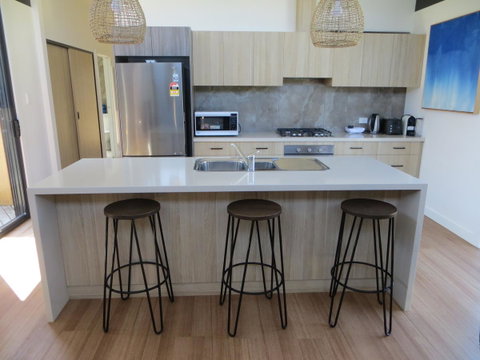 The Town House At The Ice Creamery - Accommodation Search 7