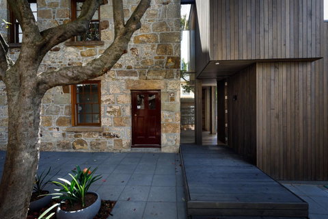 Blue Magnolia - Accommodation Search 0