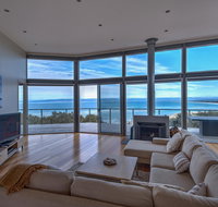 Halcyon  Immerse yourself in the sky and sea - Accommodation Search