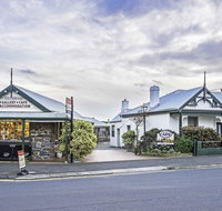Touchwood Cottages - Accommodation Search