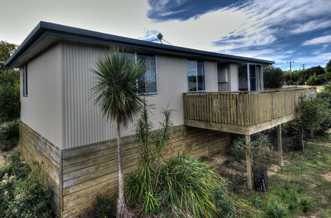 Ar Lan Y Mor - Accommodation Search 8