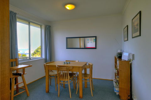 Ar Lan Y Mor - Accommodation Search 7