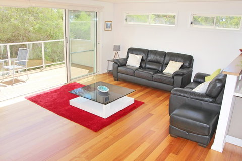 Seaview Apartment - Accommodation Search 8