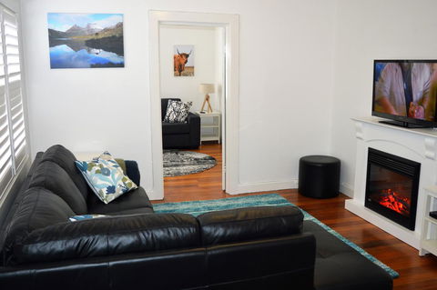 Lyttleton Cottage - Accommodation Search 14