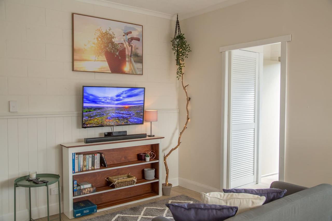 West Moonah TAS Accommodation Search