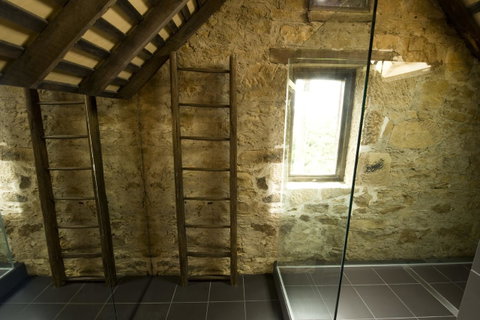 Stone Flower - Accommodation Search 17