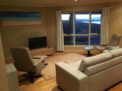 Villa 2 Bay Of Fires - Accommodation Search 3