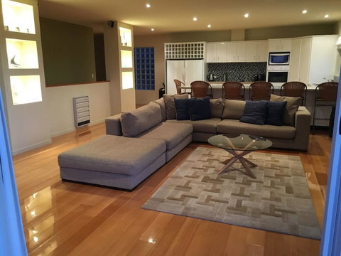 Villa 2 Bay Of Fires - Accommodation Search 1
