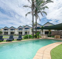 Boathouse Resort Studios and Suites - Accommodation Search