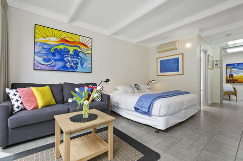 Oceanic Sorrento - Accommodation Search 13