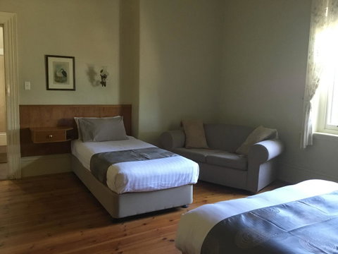 Campbell St Lodge - Accommodation Search 6