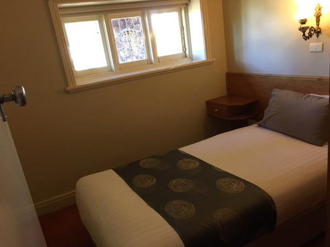 Campbell St Lodge - Accommodation Search 8