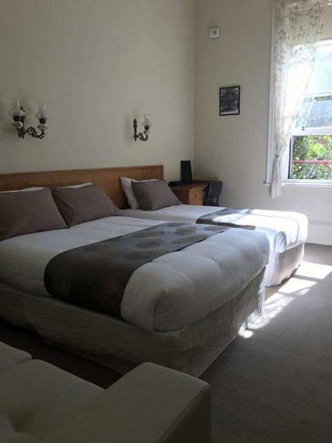 Campbell St Lodge - Accommodation Search 11