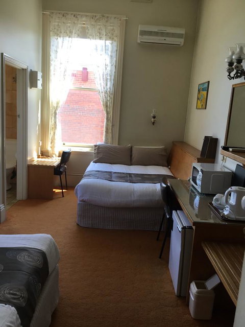 Campbell St Lodge - Accommodation Search 23