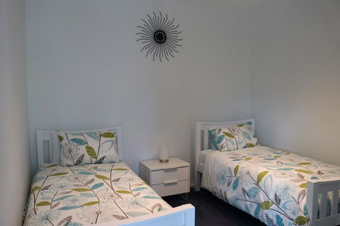 130 At The Waves - Accommodation Search 14