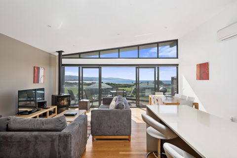Apollo Bay Cottages - Accommodation Search 13