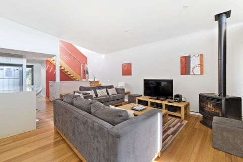 Apollo Bay Cottages - Accommodation Search 12