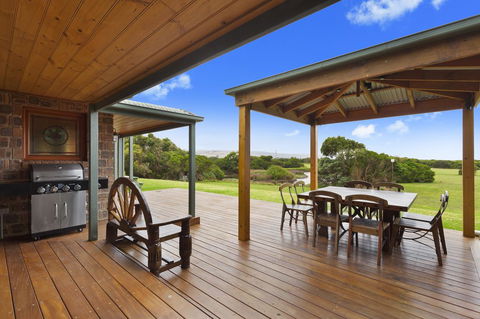 Apollo Bay Cottages - Accommodation Search 4