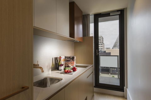 Brady Hotels Central Melbourne - Accommodation Search 8