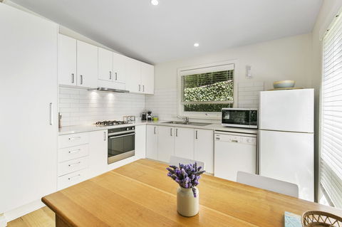 Bilinga Cottages - Accommodation Search 6