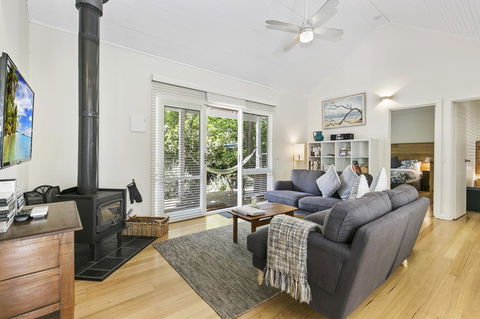 Bilinga Cottages - Accommodation Search 5