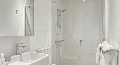 Experience Platinum Hotel Apartments - Accommodation Search 24