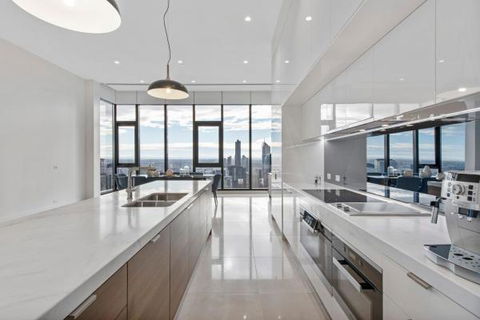 Experience Platinum Hotel Apartments - Accommodation Search 15