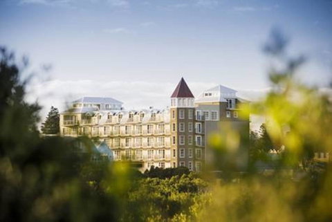 Deep Blue Hotel & Hot Springs - Accommodation Search 0