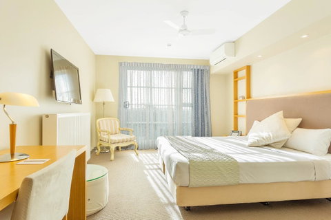 Deep Blue Hotel & Hot Springs - Accommodation Search 14