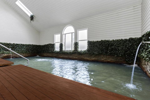 Deep Blue Hotel & Hot Springs - Accommodation Search 12