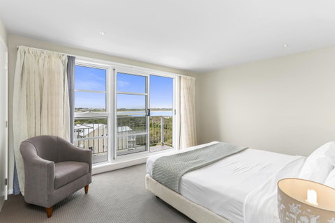 Deep Blue Hotel & Hot Springs - Accommodation Search 26