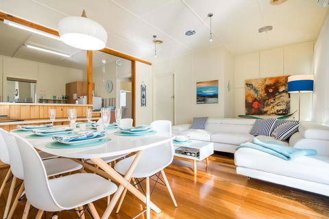 Nautique Beach House - Accommodation Search 1