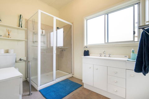 Nautique Beach House - Accommodation Search 14