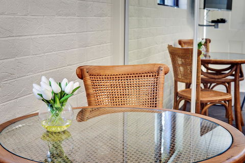 Allambi Holiday Apartments - Accommodation Search 26