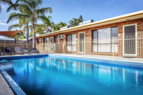 Allambi Holiday Apartments - Accommodation Search 14