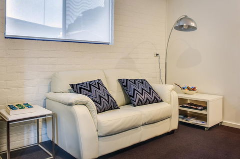 Allambi Holiday Apartments - Accommodation Search 38