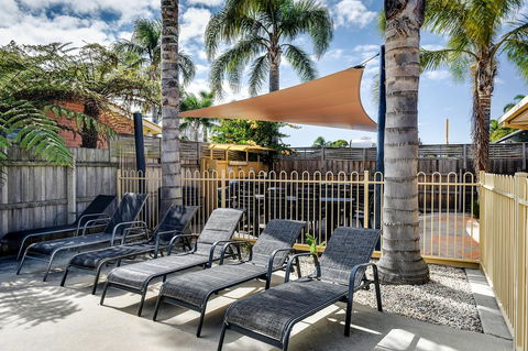 Allambi Holiday Apartments - Accommodation Search 19