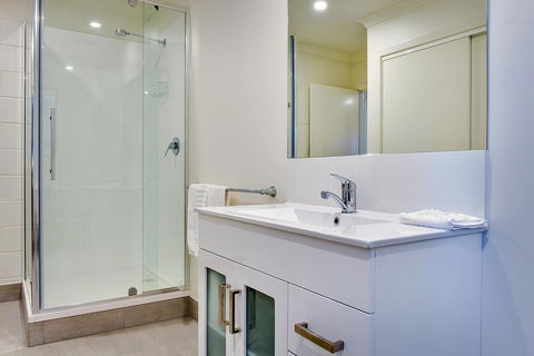 Allambi Holiday Apartments - Accommodation Search 36