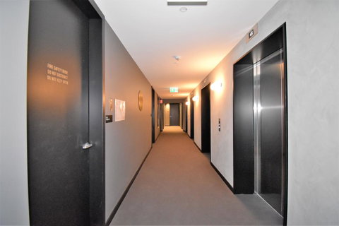 Melbourne Empire Apartments - Accommodation Search 12
