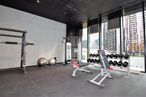 Melbourne Empire Apartments - Accommodation Search 9