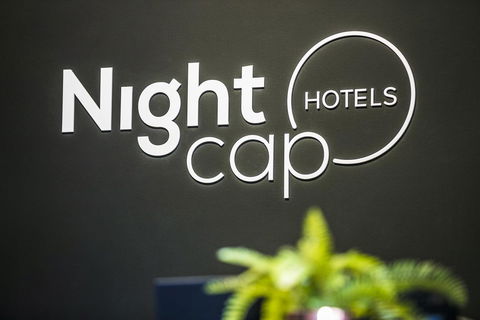 Nightcap At The Cheeky Squire - Accommodation Search 22