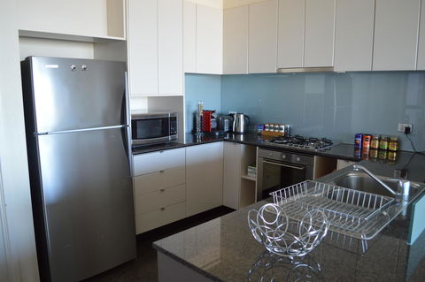 3BR Apartment At Victoria Tower Southbank - Accommodation Search 4